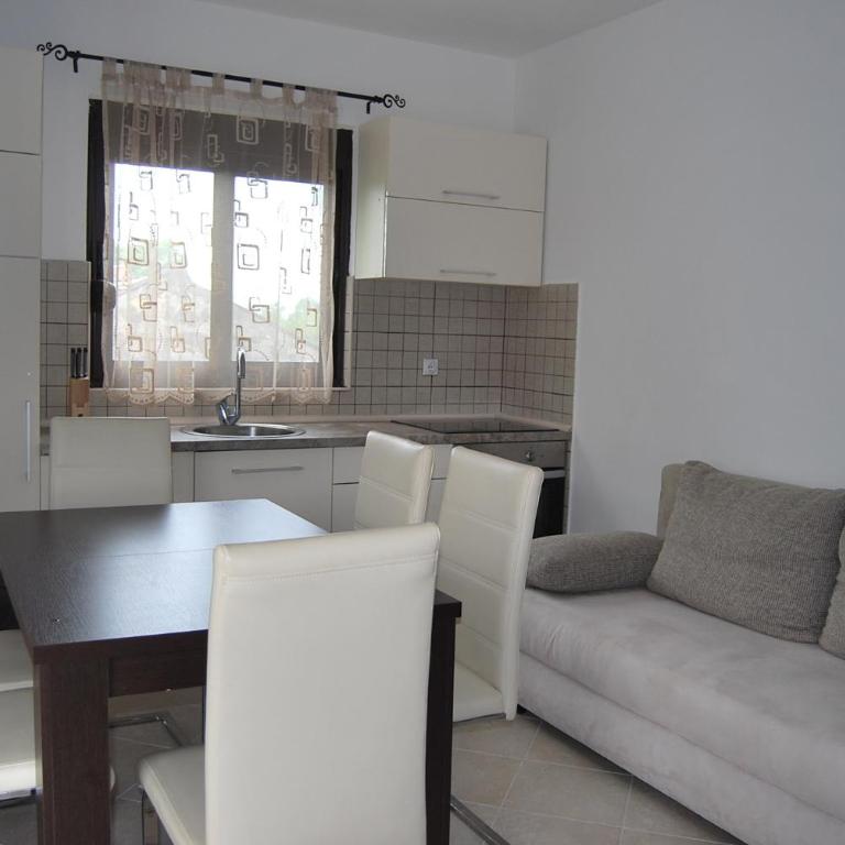 Apartments Aneta - Apartman sa Balkonom - 8