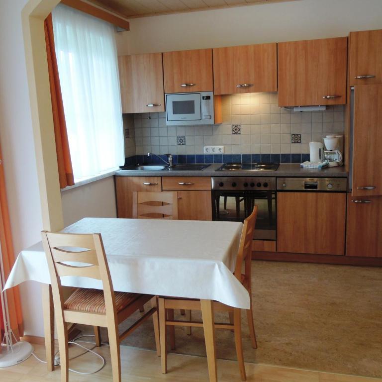 Appartements Edda - Apartment mit Balkon - 9