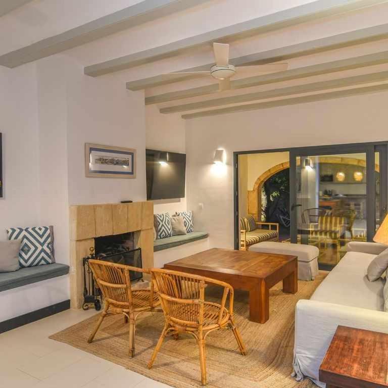 Bonita stay B Light Piscina climatizada, bbq, wifi - Casa de 4 dormitorios - 4