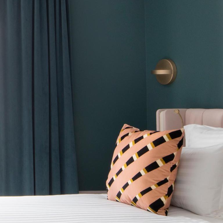Hôtel Parisianer - Chambre Double Classique - 11