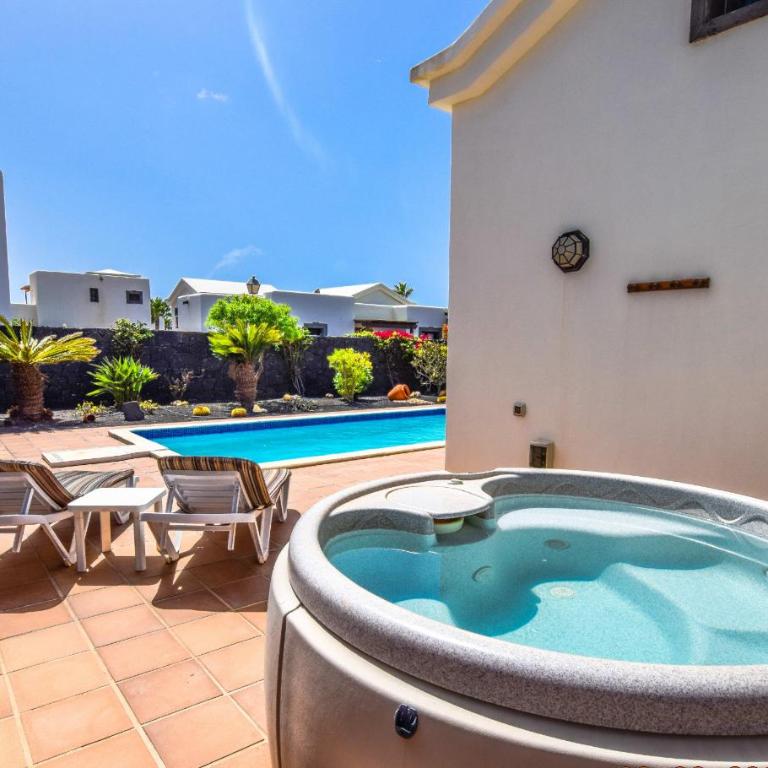 216 - Villa Helena by Villas Now Ltd - Villa con piscina privada - 3