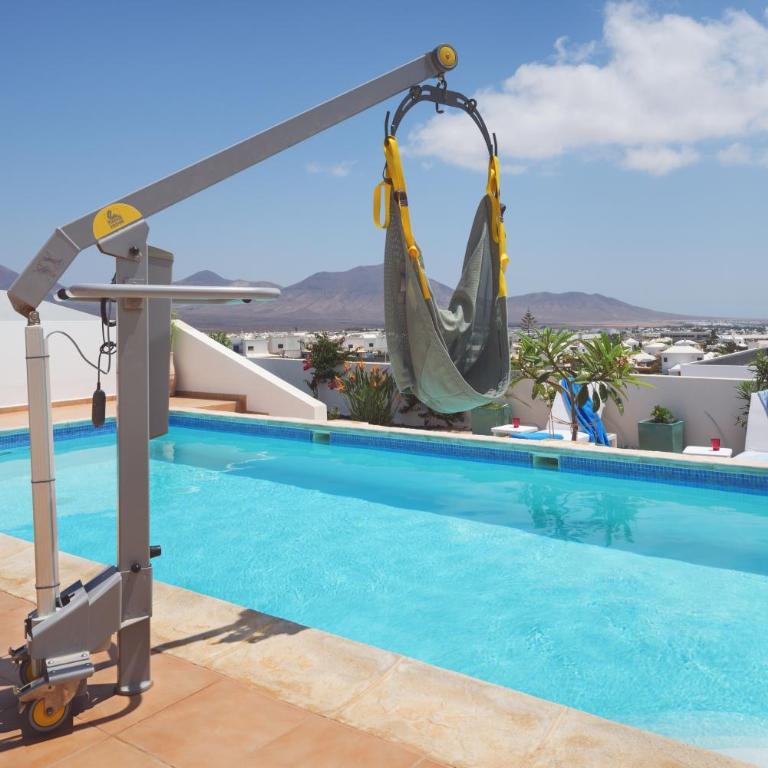 Poolvilla with Oceanview (wheelchair accessible/pool lift) - Three-Bedroom Villa - 18