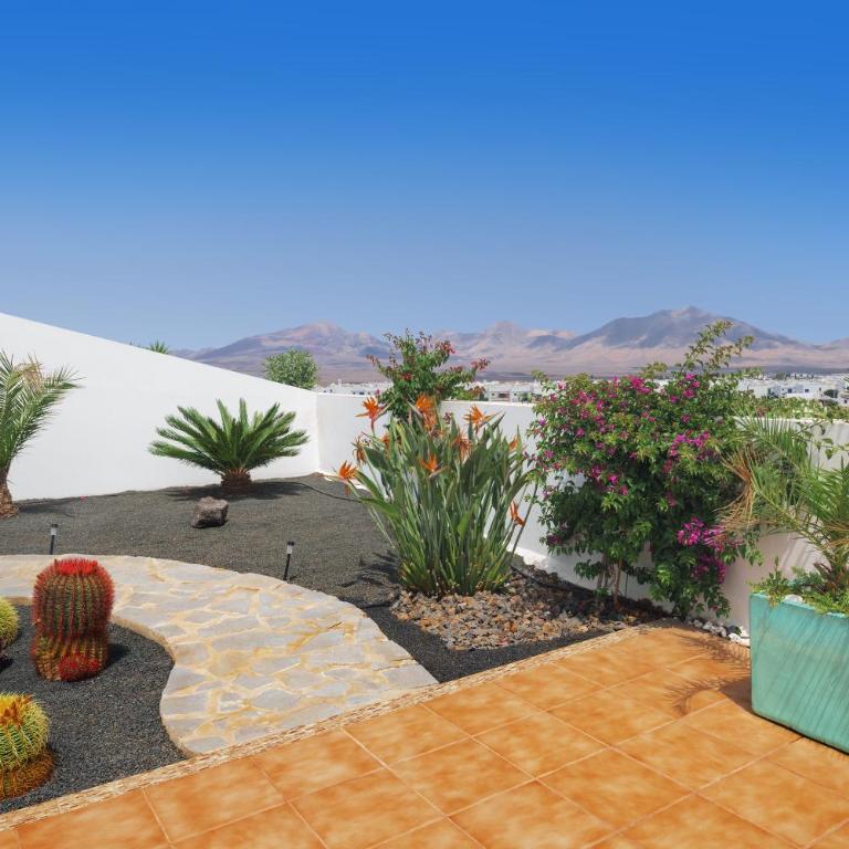 Poolvilla with Oceanview (wheelchair accessible/pool lift) - Three-Bedroom Villa - 53