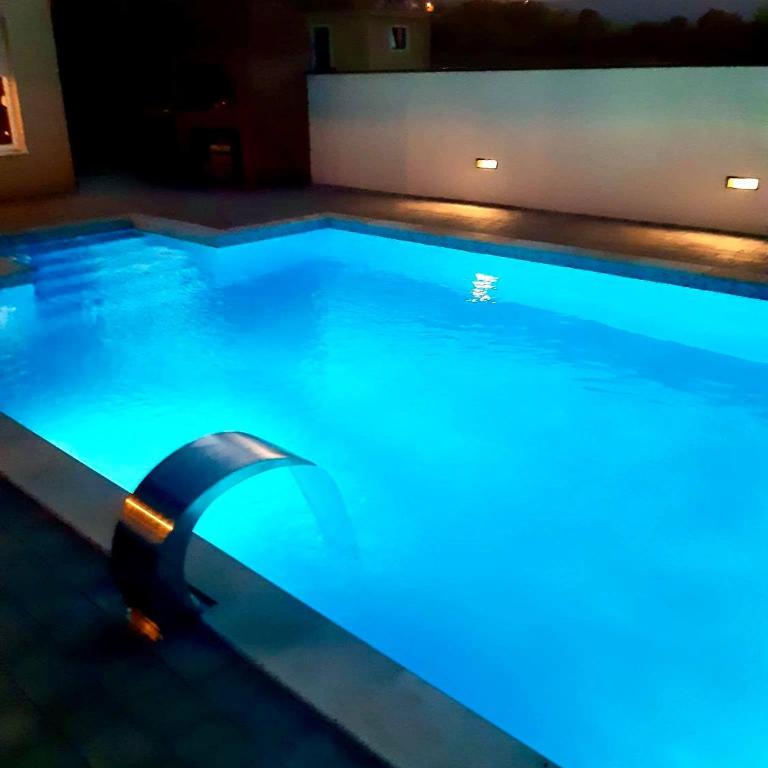 Villa Lila - Three-Bedroom Villa - 28