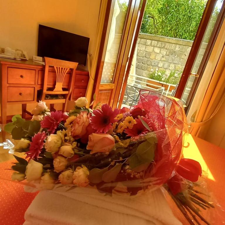 La Magnolia Sorrento - City Centre Hotel - Double Room with Balcony - 3