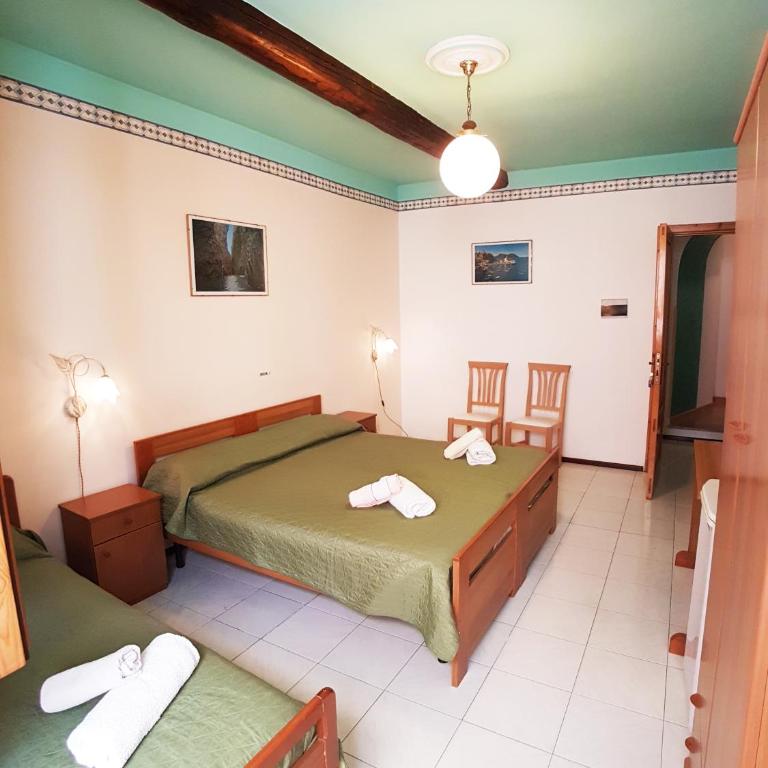 Casa Vittorio B&b - Standard Triple Room - 4