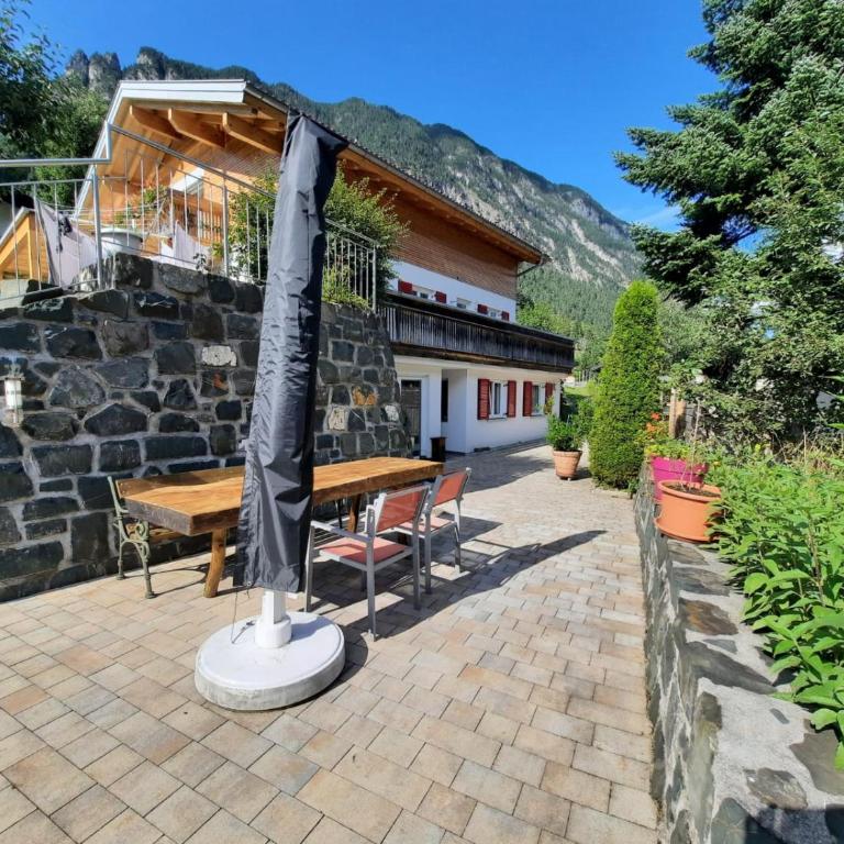 Haus Flua - One-Bedroom Apartment with Terrace - 1