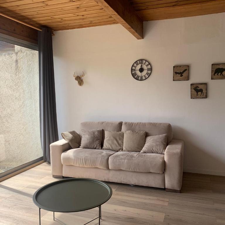 Barcelonnette location avec jardin - One-Bedroom Apartment - 17