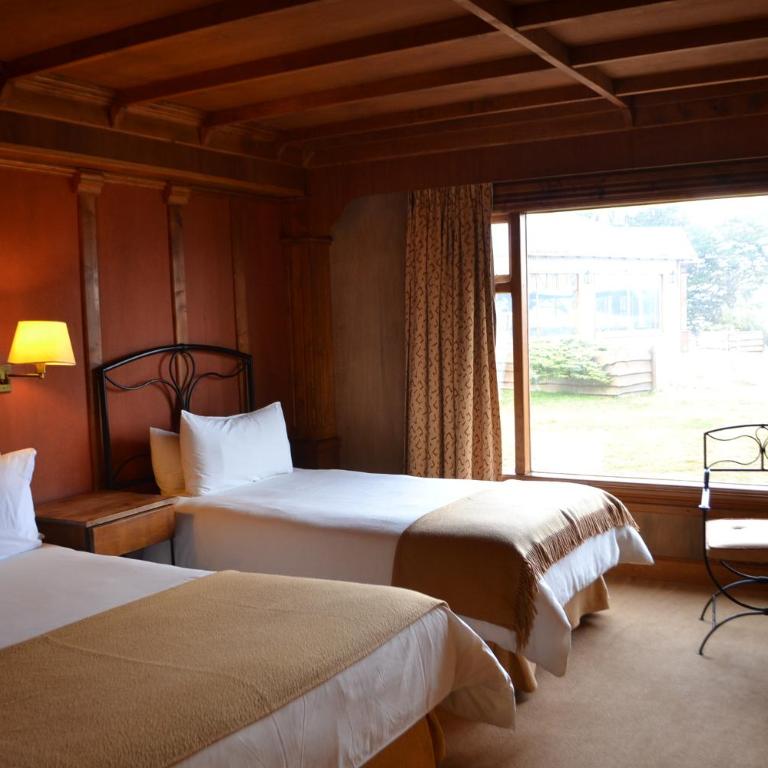 Los Ñires Ushuaia - Superior Triple Room with Sea View - 3