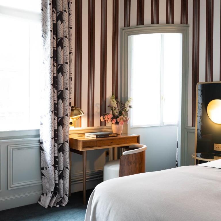Grand Powers Hotel - Family Suite - 2