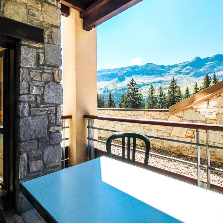 Bright spacious two bed South facing family apartment - Appartement avec Vue sur la Montagne - 51