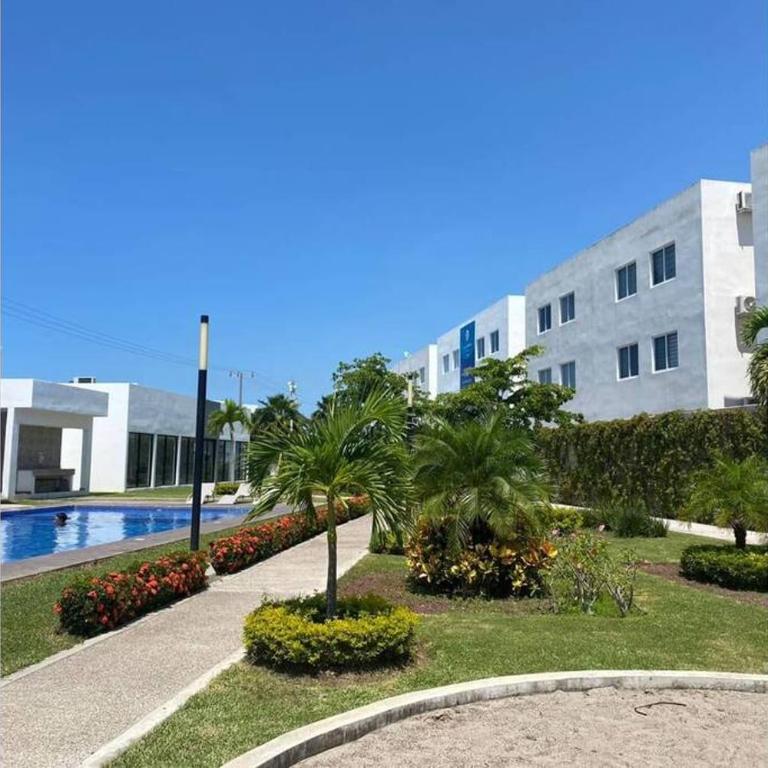 Amplio, hermoso, cómodo depa en Mazatlán - Three-Bedroom Apartment - 77