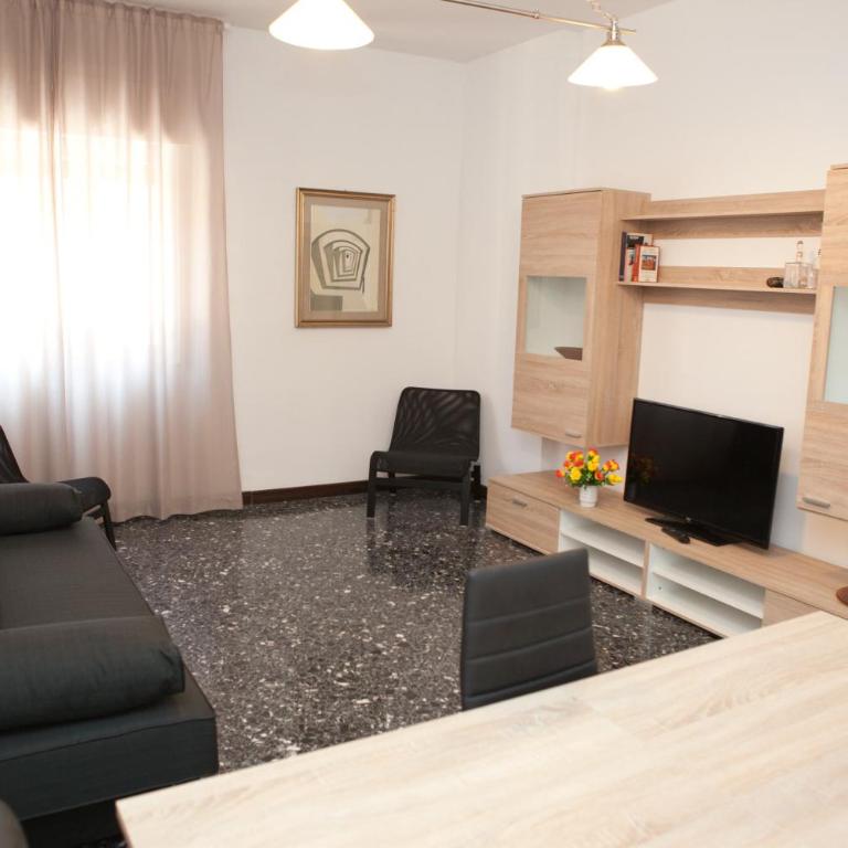 Maipiusenza House - Appartamento con 3 Camere da Letto - 1