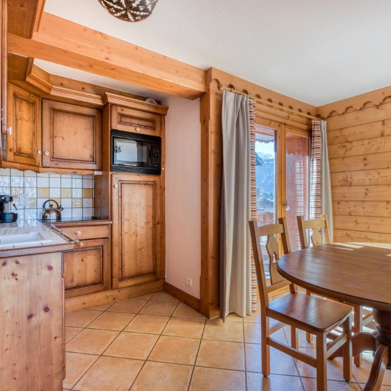 Residence Les Fermes du Soleil - maeva Home - Select Two-Bedroom Apartment (6 People) - 1