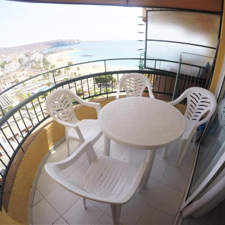 Torres del Sol - Apartamento con vistas al mar - 9