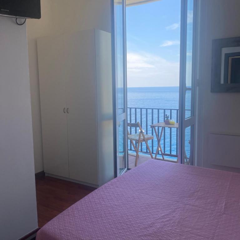 Sollevante Guest House - Camera Matrimoniale con Vista Mare - 21