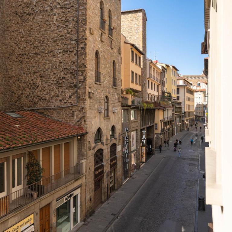 Apartments Florence -Ponte Vecchio View - Appartamento con 3 Camere da Letto - 19