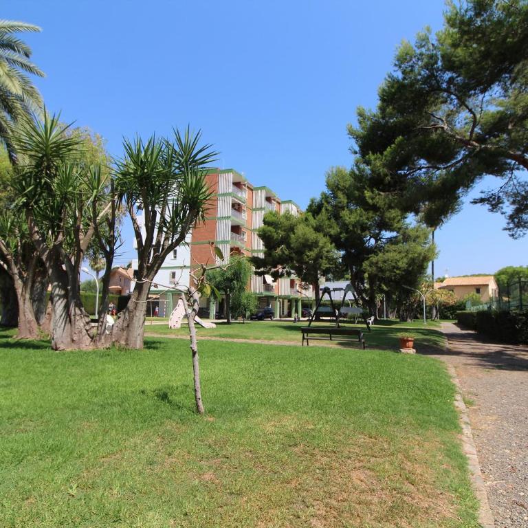 Global Vacacional, Apartamento con terraza y piscina a un paso de la playa - Apartment - 44