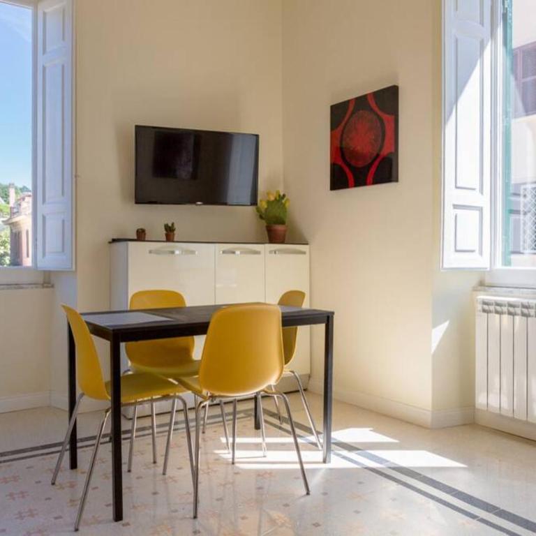 RomAntica Suite with balcony near San Giovanni - Appartamento con 1 Camera da Letto - 18
