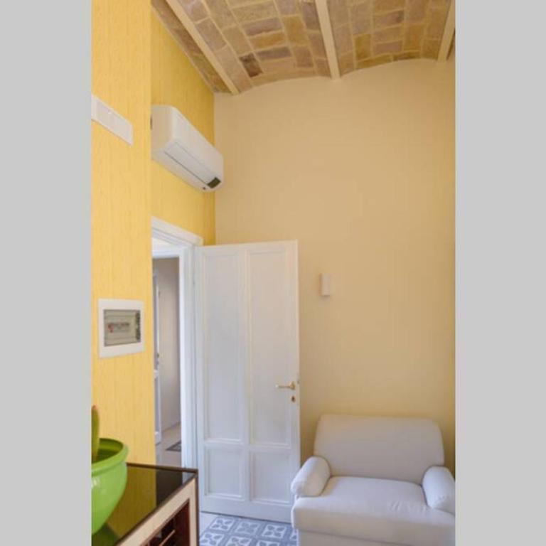 RomAntica Suite with balcony near San Giovanni - Appartamento con 1 Camera da Letto - 30