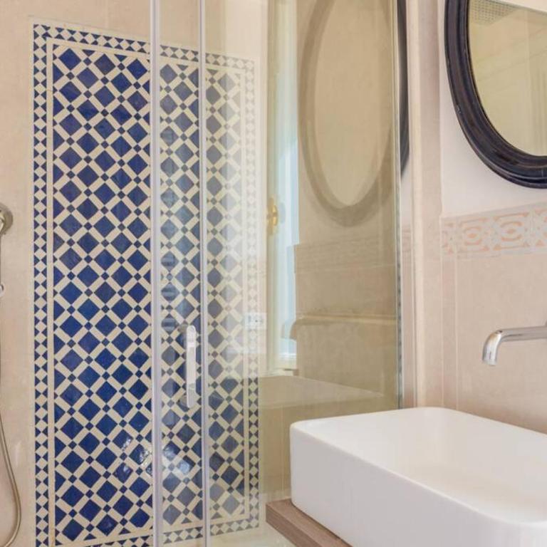 RomAntica Suite with balcony near San Giovanni - Appartamento con 1 Camera da Letto - 31