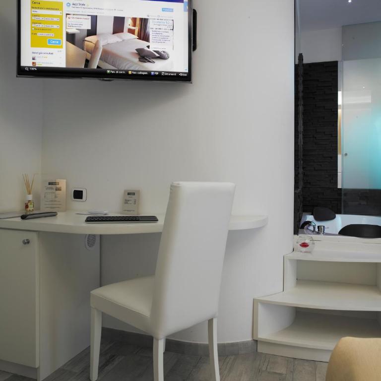 Jazz Style - Chambre Double de Luxe avec Baignoire Spa - 20