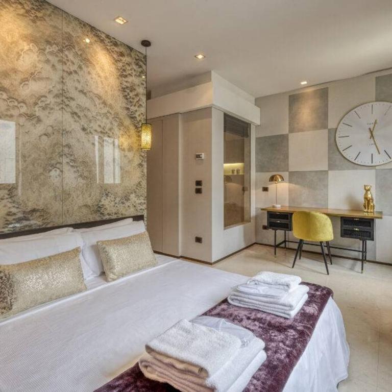 Milan Royal Suites – Centro - Suite Deluxe - Via Romagnosi, 4 - 5