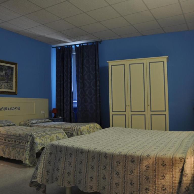 Hotel Regina - Quadruple Room - 7