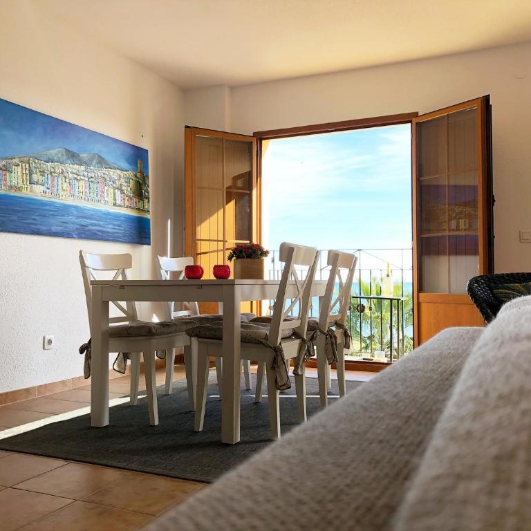 AR27-5 Amplio ático en primera línea del casco antiguo - Two-Bedroom Apartment - 9