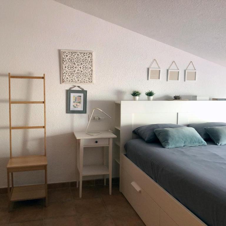AR27-5 Amplio ático en primera línea del casco antiguo - Two-Bedroom Apartment - 10