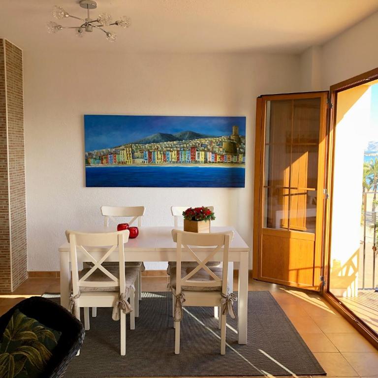 AR27-5 Amplio ático en primera línea del casco antiguo - Two-Bedroom Apartment - 2