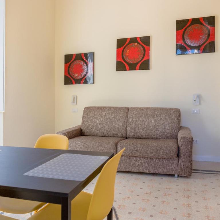 RomAntica Suite with balcony near San Giovanni - Appartamento con 1 Camera da Letto - 13