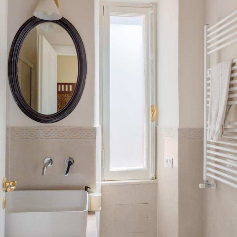 RomAntica Suite with balcony near San Giovanni - Appartamento con 1 Camera da Letto - 9