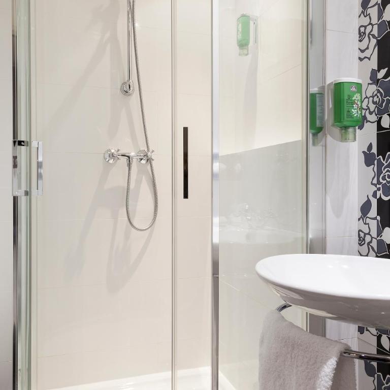 Hôtel Aurore Paris Gare de Lyon - Chambre Double Supérieure avec Lit Double - Non-Fumeurs - 5