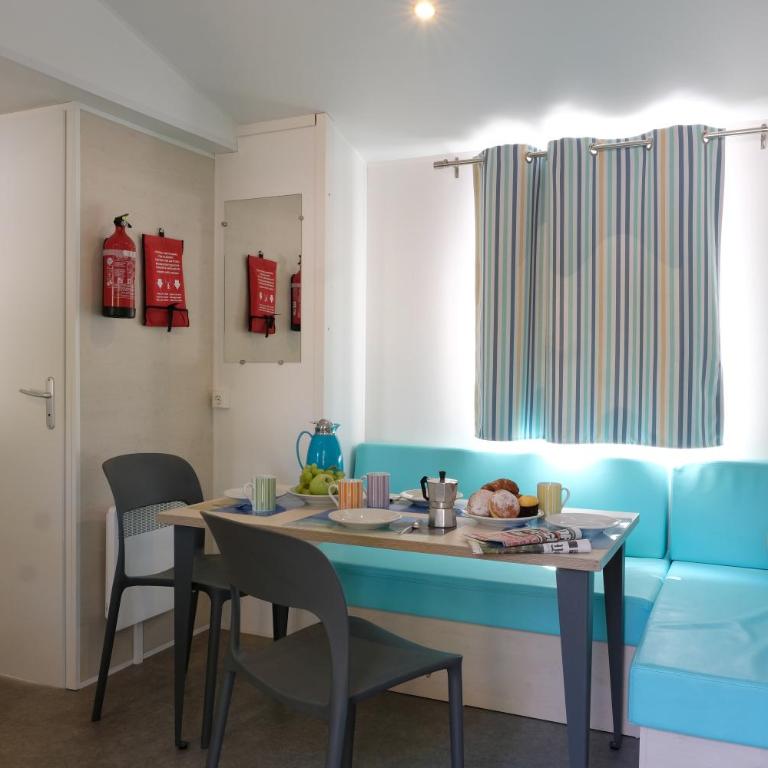 Happy Camp Mobile Homes in Camping Laguna Village - Casa Mobile Premium. - 1