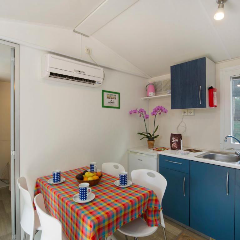 Camping La Pineta - Casa Mobile - 2