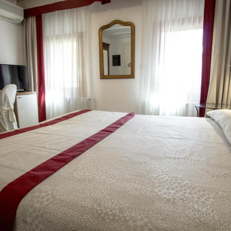 Hotel Antigo Trovatore - Camera Matrimoniale - 4