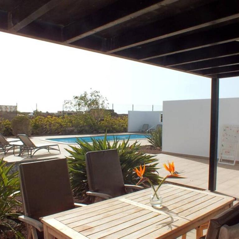 Heated & Shared Pool VILLA MATRIANA 36B, North Shore Villas - Villa de 2 dormitorios - 1