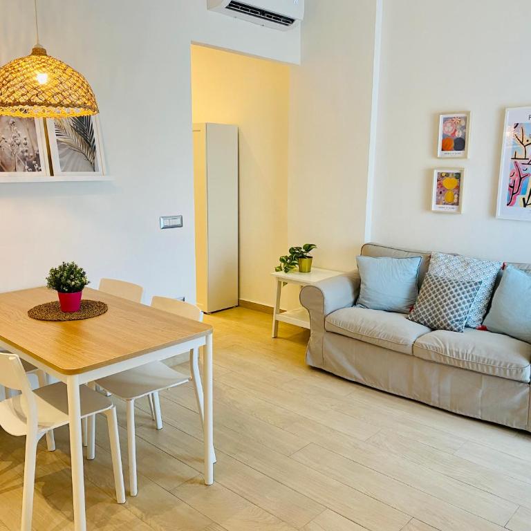 Modern City Apartment - Appartamento con 2 Camere da Letto - 1
