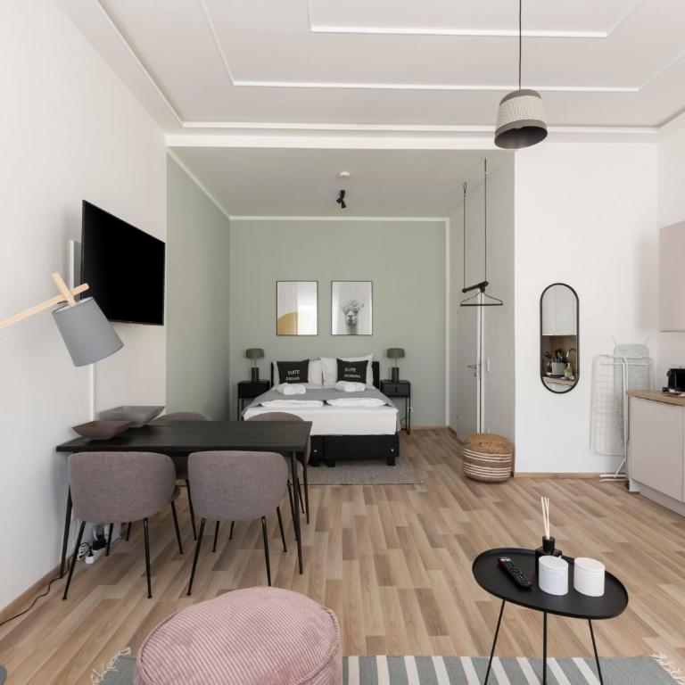 Limehome Villach Kirchenplatz - Suite XL mit Schlafsofa - 10
