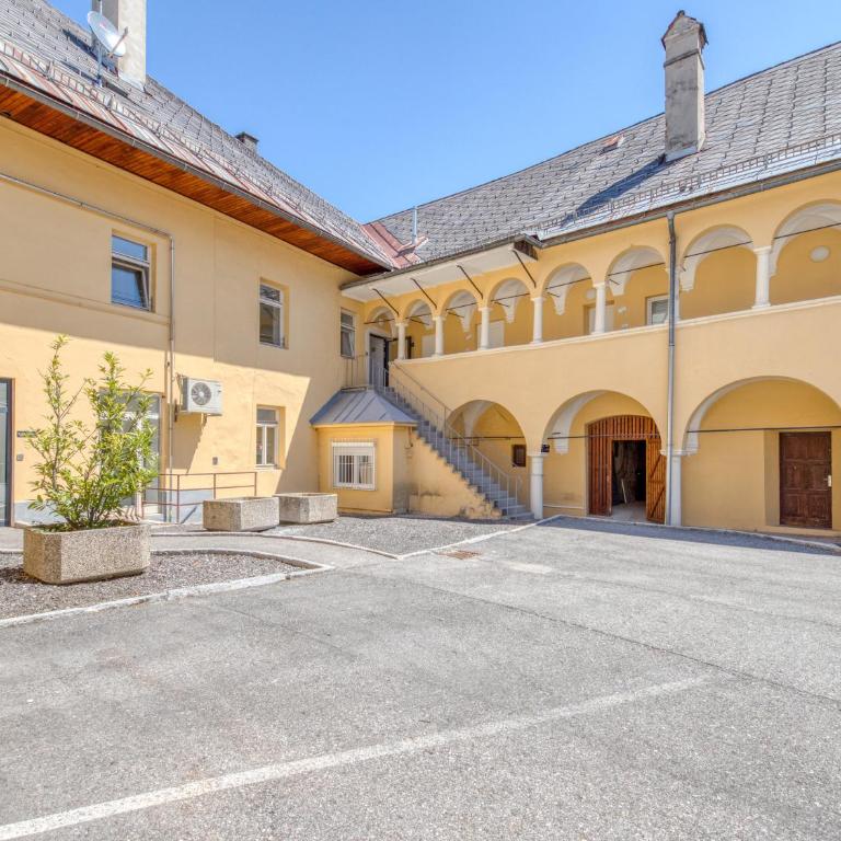 Limehome Villach Kirchenplatz - Suite mit 1 Schlafzimmer und separater Küche - 18