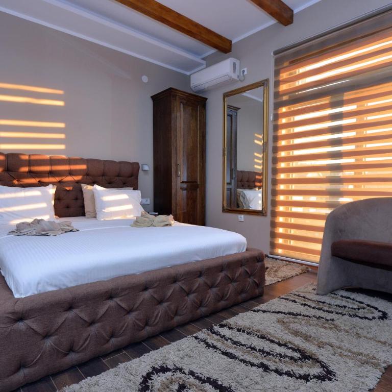 Garni Hotel Kaća - Standard Double Room - 3
