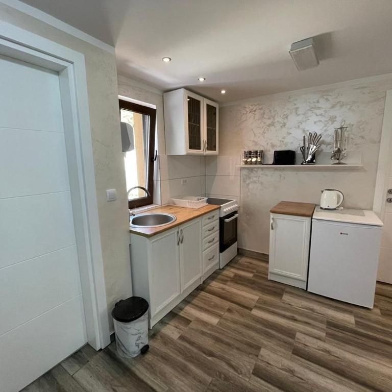 Apartman 67 - Two-Bedroom Apartment - 17