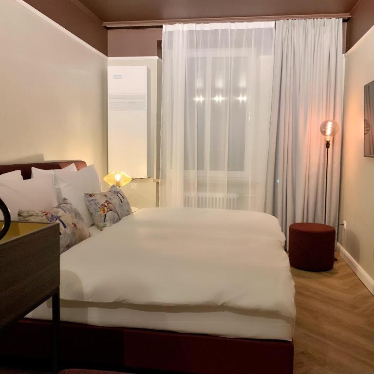 Maison Viktoria Augsburg - Standard Doppelzimmer - 8