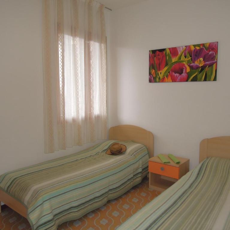 Villa Mery - Appartamento con 2 Camere da Letto - 56