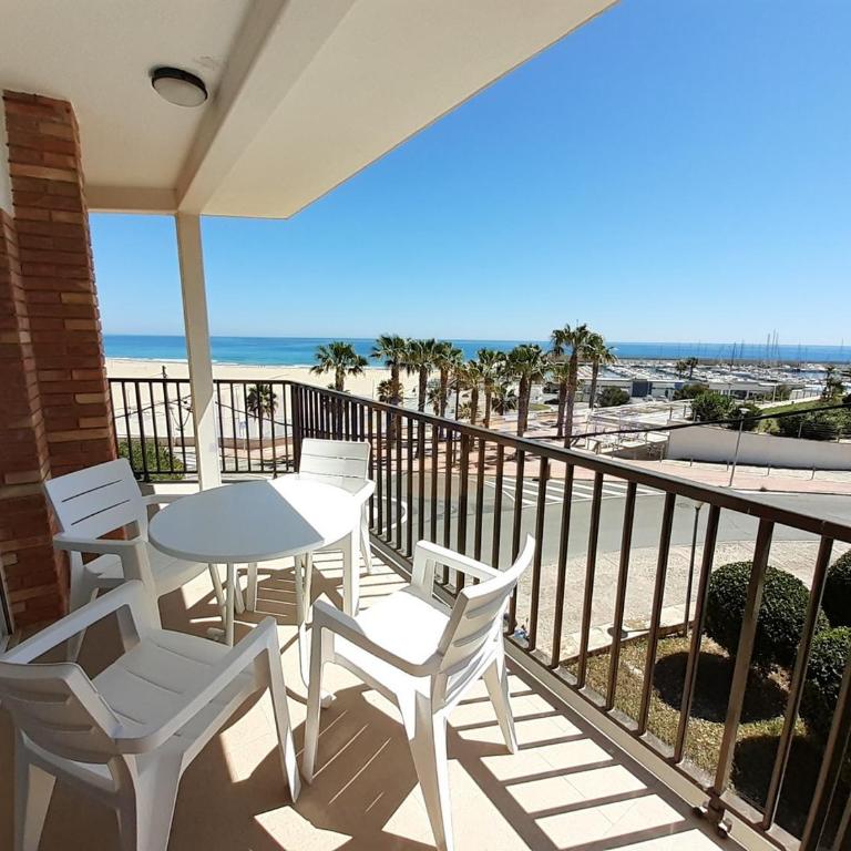 Apartamentos Dins Mar Apto. 9 - Apartamento con vistas al mar - 1