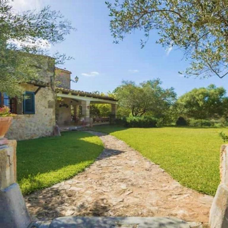 Villa Nord - Typical Majorcan Villa, private pool, bbq, mediterranean garden, petfriendly - Villa - 4