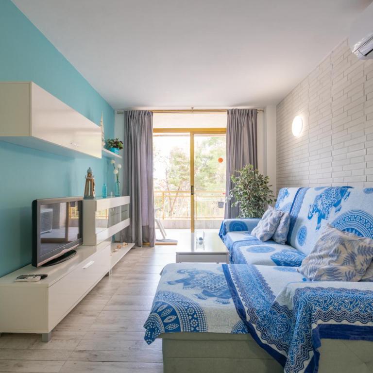 Salou-Piscina-Playa Port Aventura1 - One-Bedroom Apartment - 4
