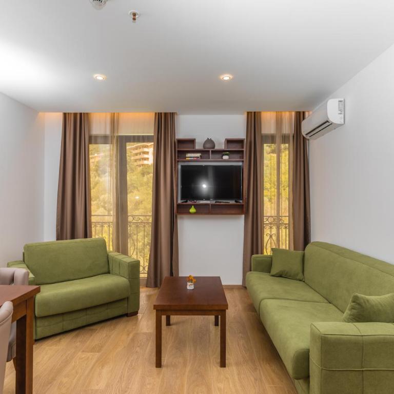 Hotel Plaza Lucice - Apartment with Terrace - 3