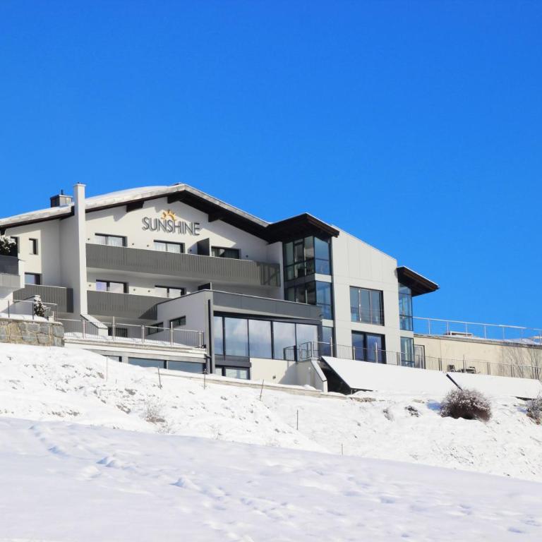 Sunshine Appartements - Apartment with Mountain View - House 2 - 3